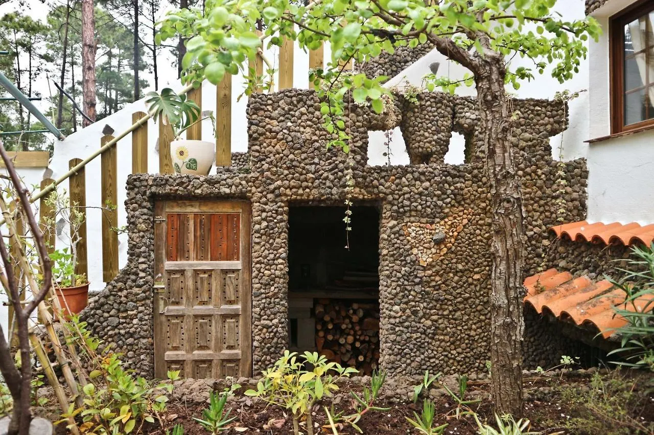 La Casa Encantada Del Bosque Икод-де-лос-Винос